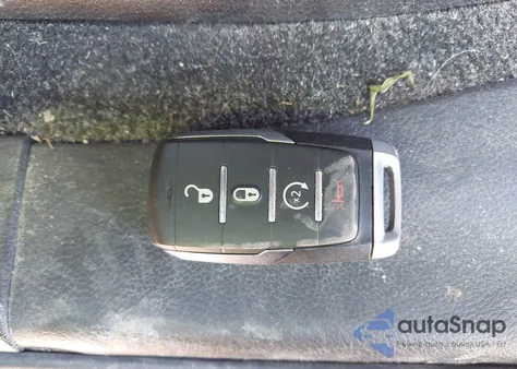 2019 Ram 1500 Big Horn/Lone Star 4X4 5'7 Box z USA, uszkodzony, nr VIN 1C6SRFFT2KN592517